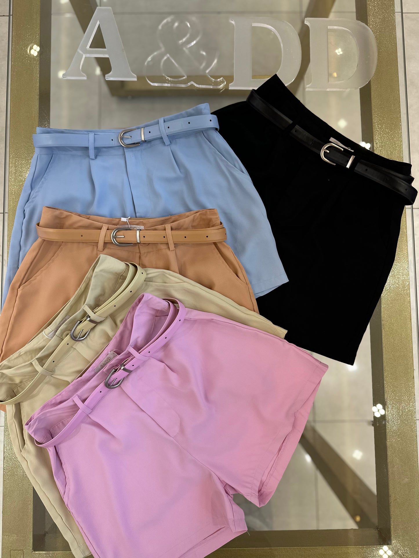 Ref:as2101
Pacote:42.00
Caixa:38.00
Cx 168 peças
Grade:preto-3
Nude-2 rosa-1
Bege-1 azul-1