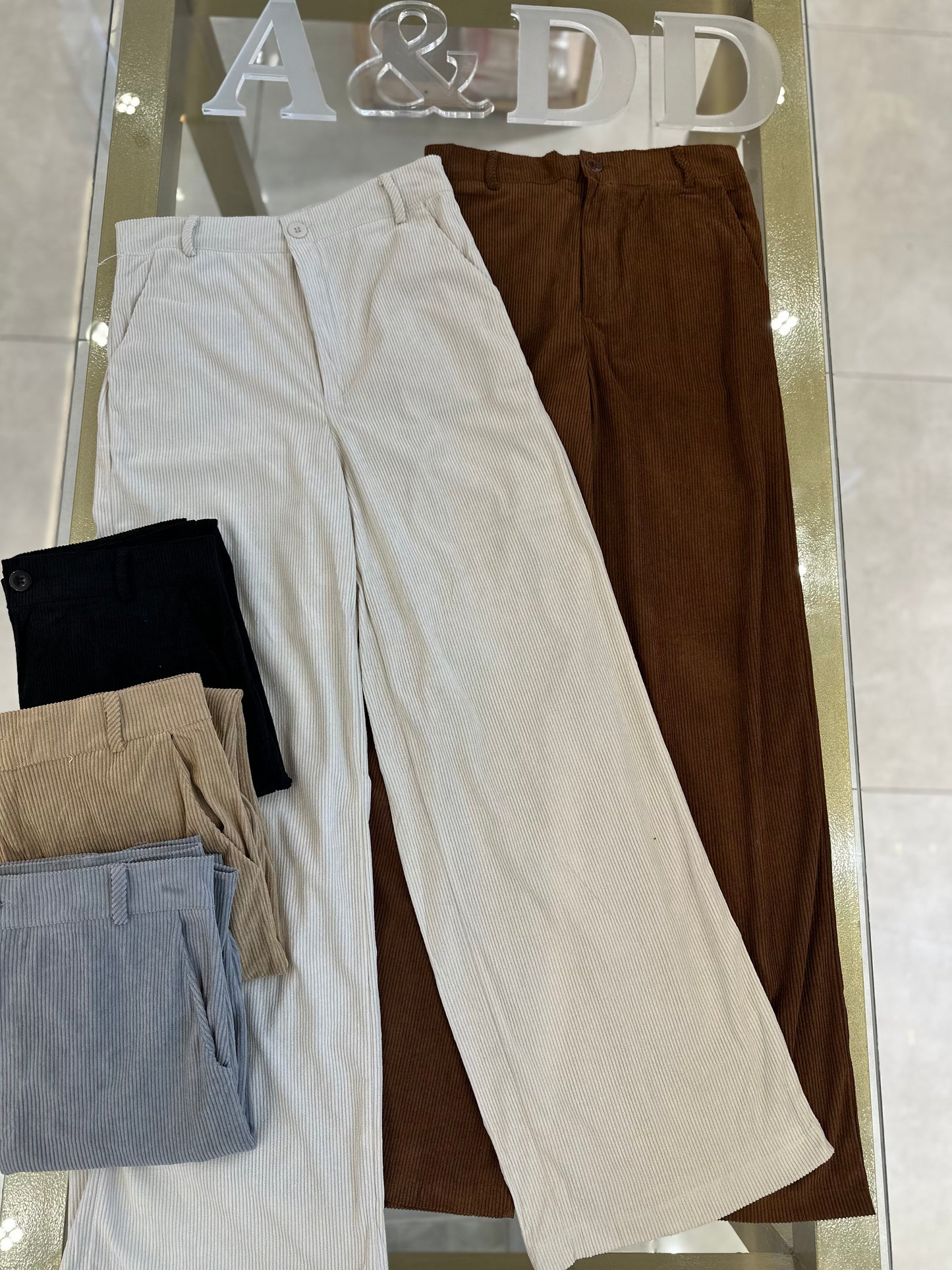 Ref:as2017
Pacote:58.00
Caixa:55.00
Cx 96 peças