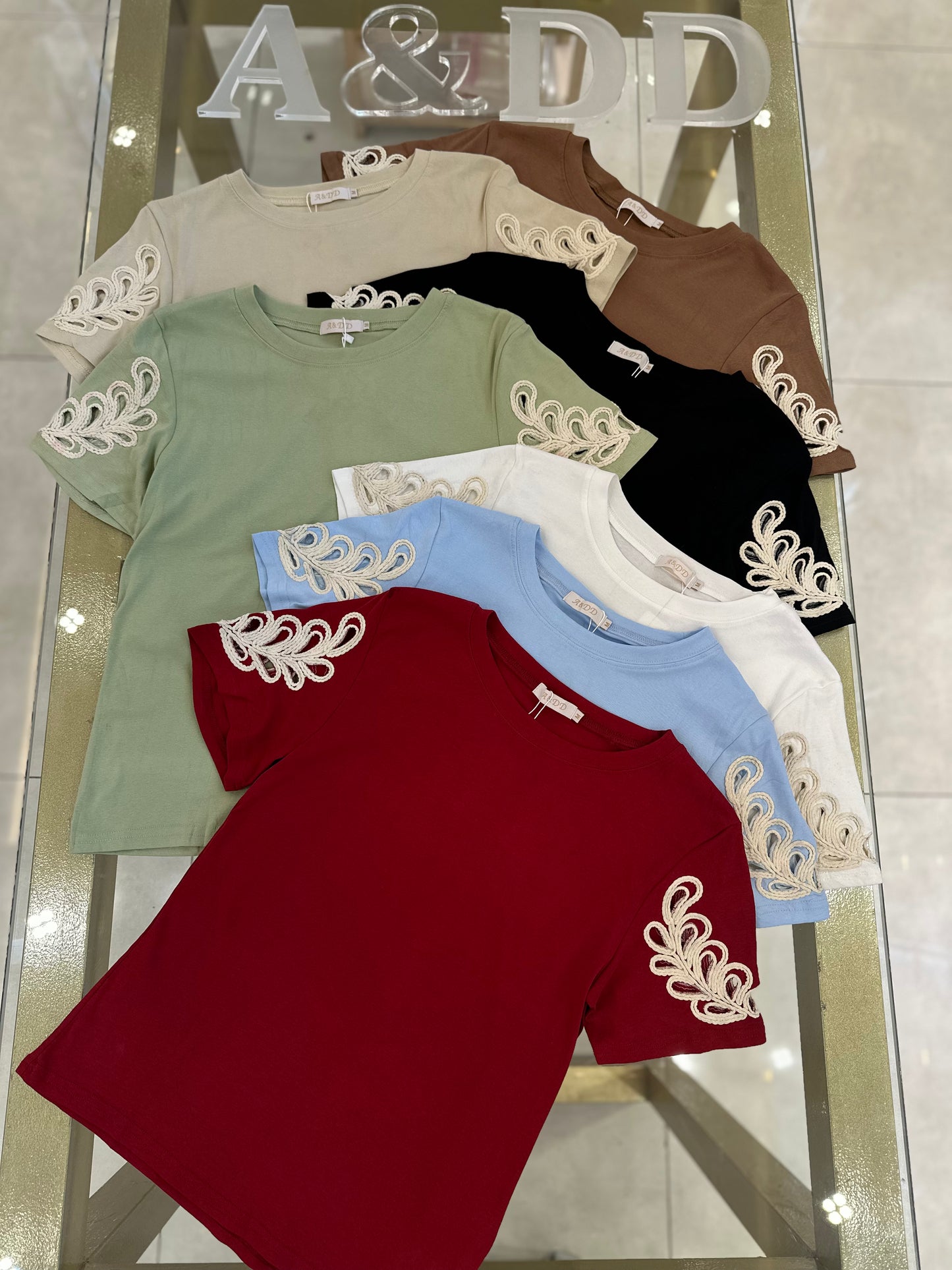 Ref:LJ08
Pacote:25.00