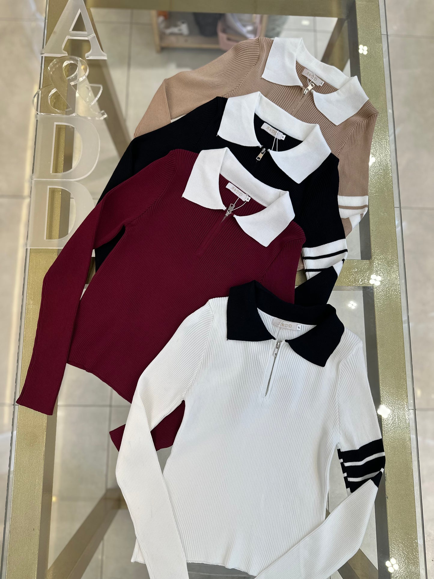 Blusa Tricot Modal Gola Polo Bicolor - Ref:YUX1049