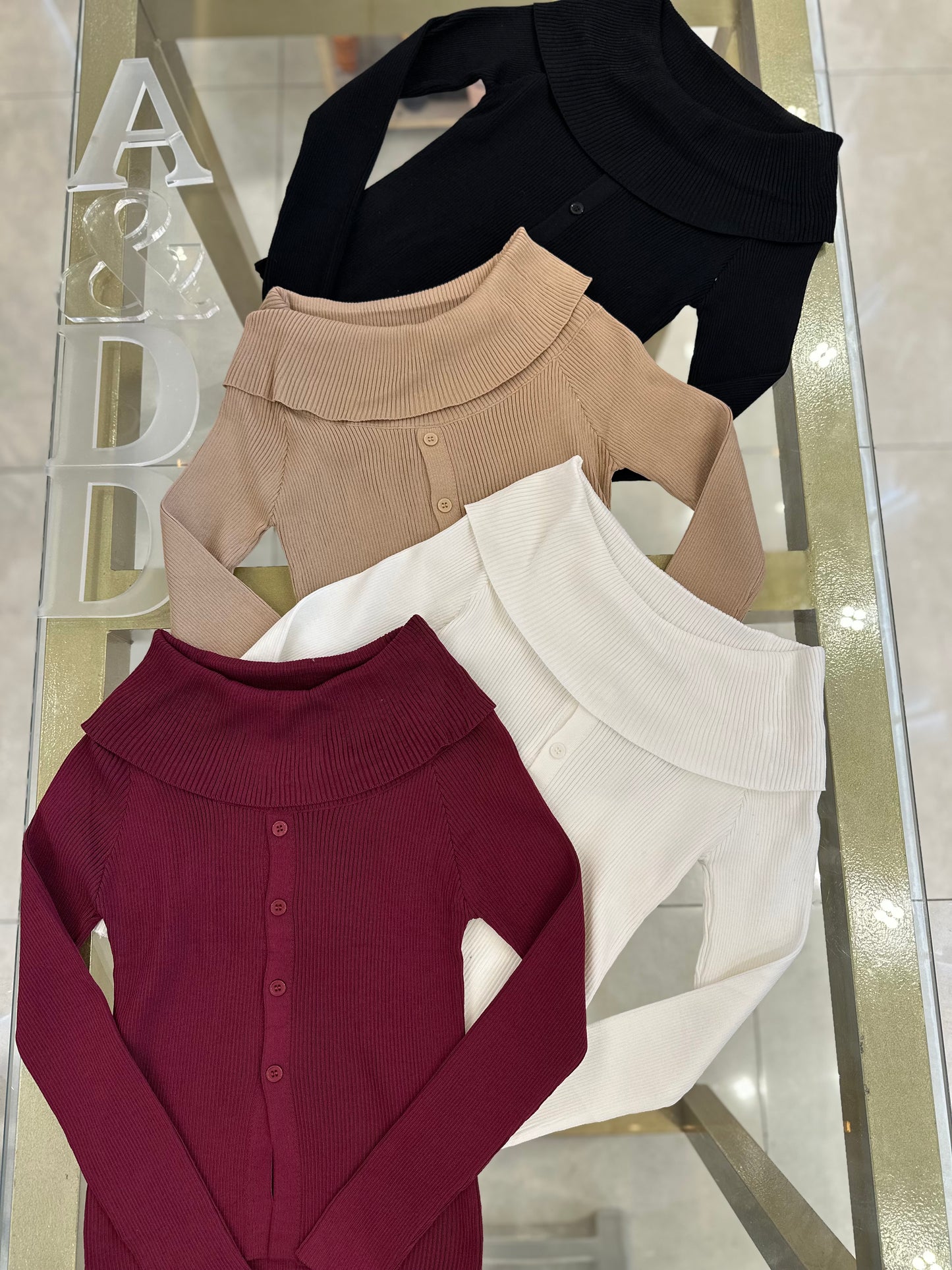 Blusa Tricot Gola Boba 
 - REF:YUX1050