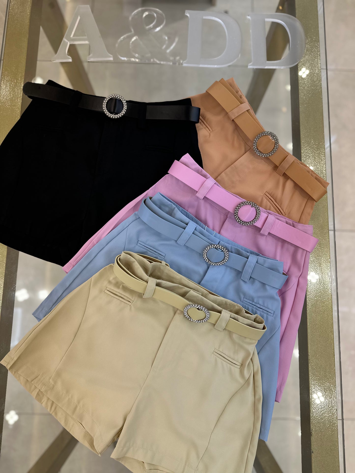 Ref:as2108
Pacote:42.00
Caixa:38.00
Cx 192 peças 
Grade:preto-3
Nude-2 bege-1
Rosa-1 azul-1