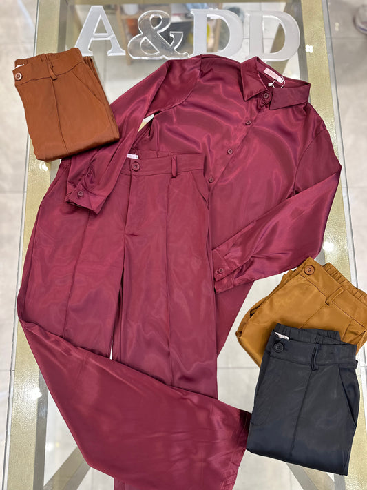 Conjunto Feminino em Cetim Gloss Camisa e Calça - Ref:YY0117