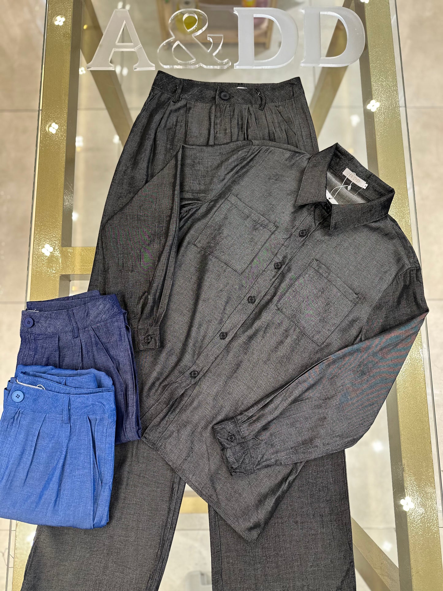 Ref::xx187
Pacote:78.00
Caixa:75.00
Cx 96 peças