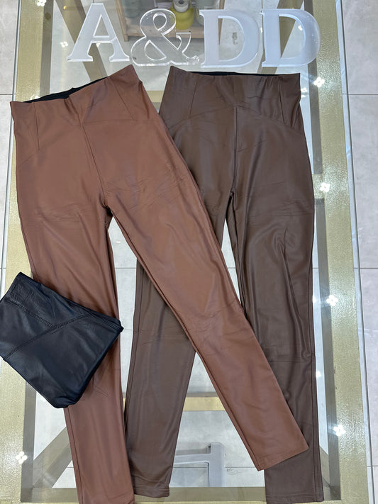 Ref:PK0992
Pacote:38.00
Caixa:35.00
Cx 240 peças