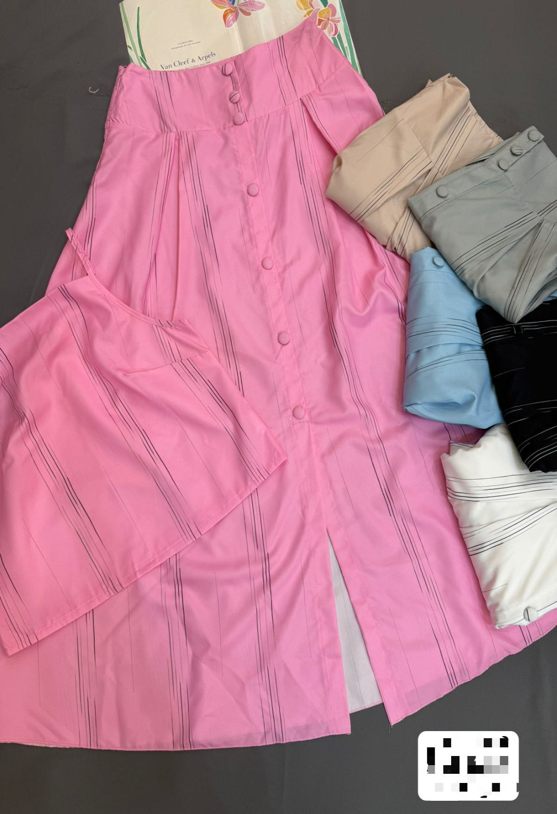 CONJUNTO DE SAIA - A&DD: YY21758