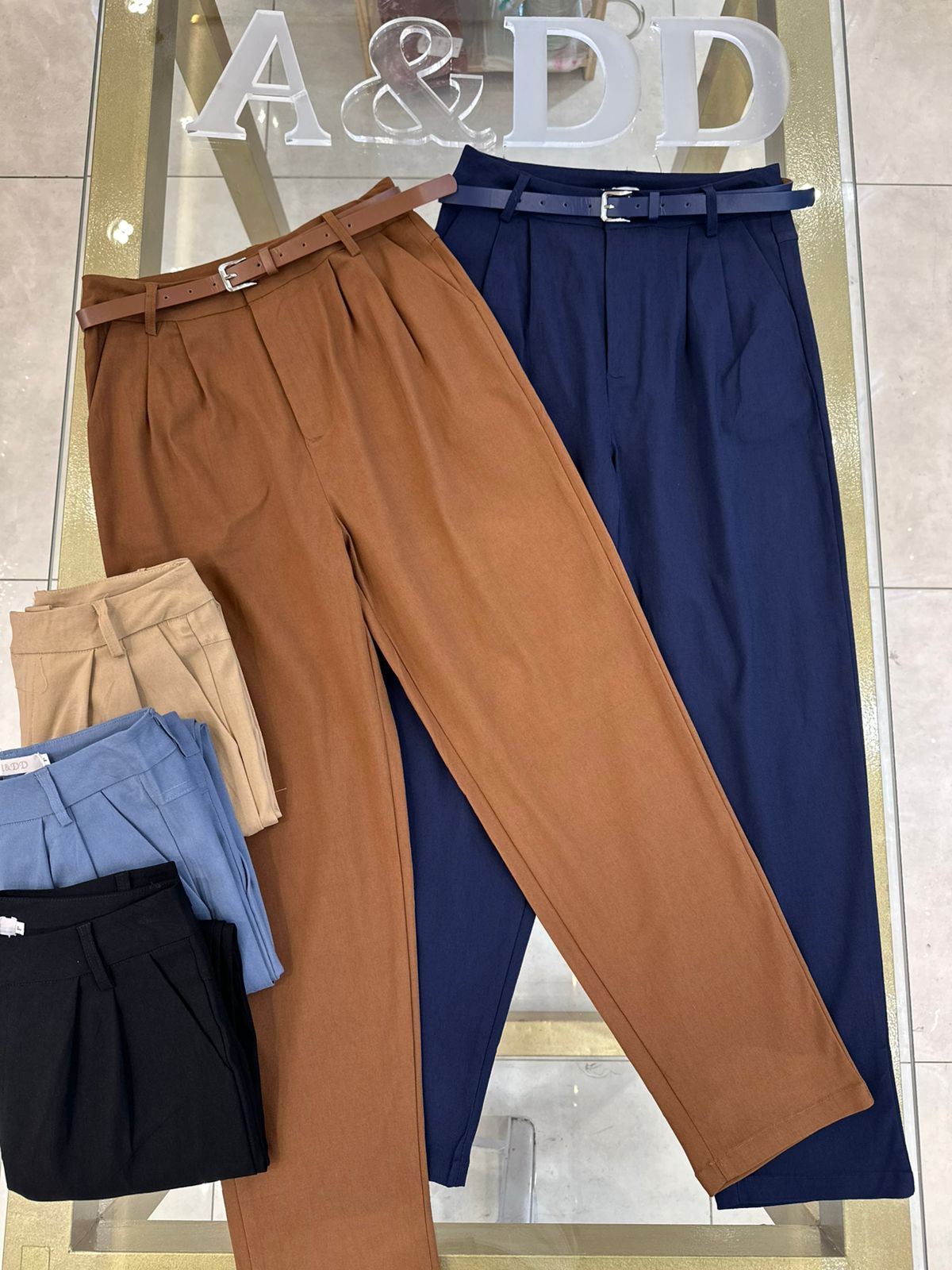 Calça Alfaiataria Feminina com Cinto - REF: XX190