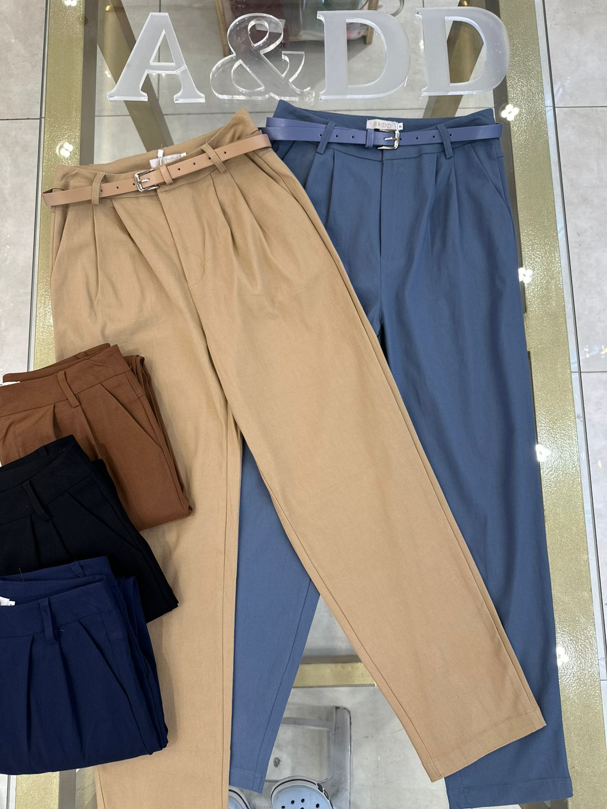 Calça Alfaiataria Feminina com Cinto - REF: XX190